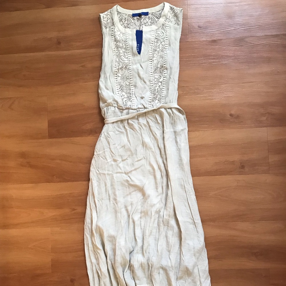 APT. 9 Dress. Size Medium. NWT
